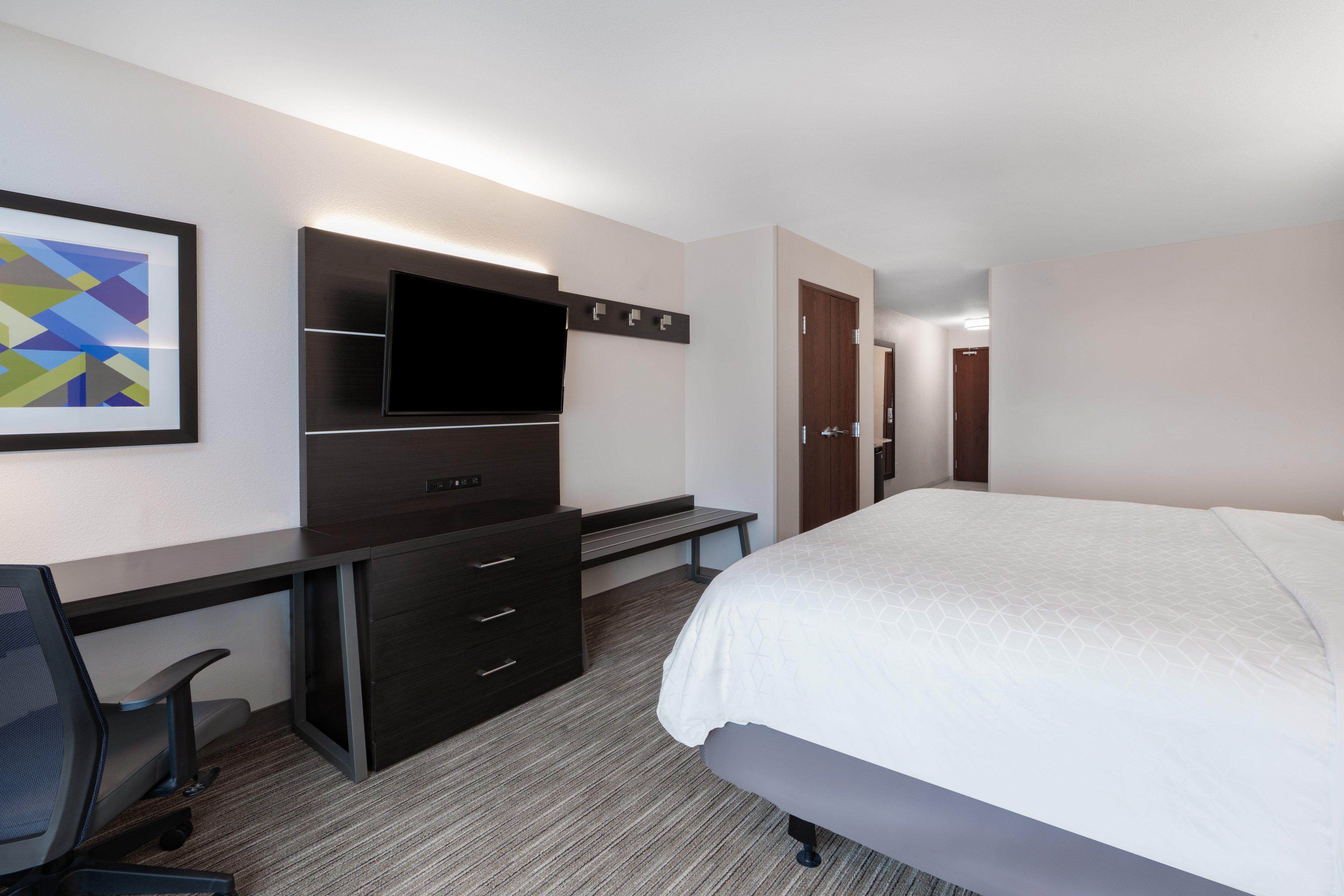 Holiday Inn Express & Suites Trinidad By Ihg Exterior photo